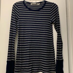 Long sleeve, striped top with thumb holes by MICHAEL STARS!Raw unfinished neck😀